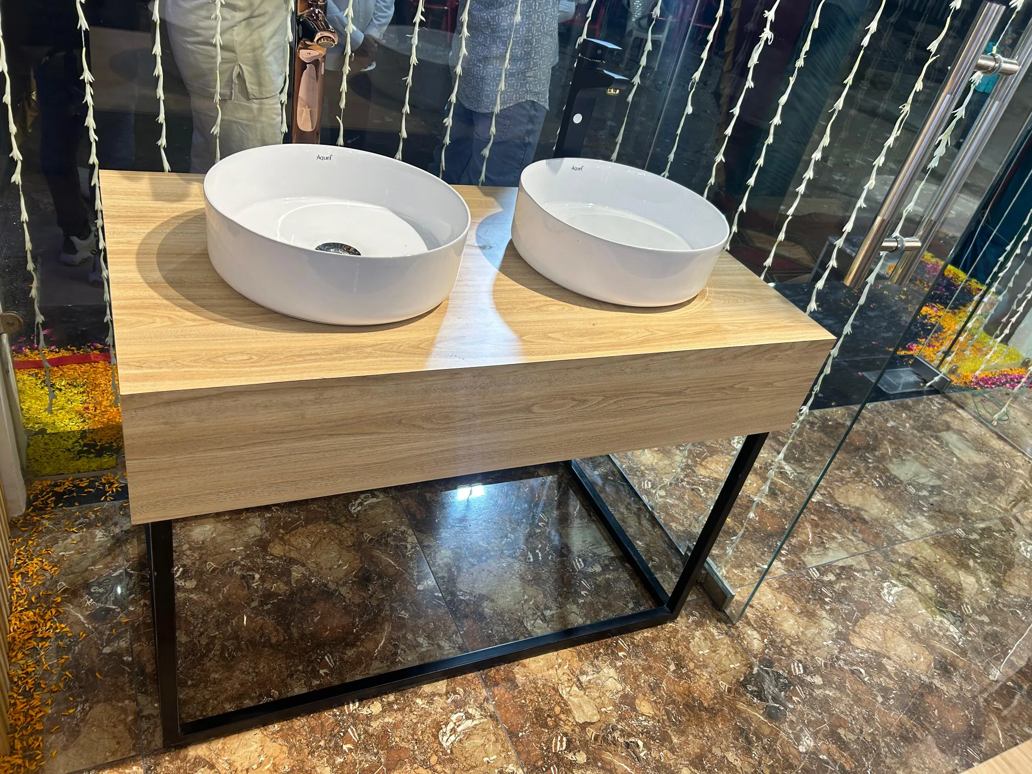 wash basin for bathroom